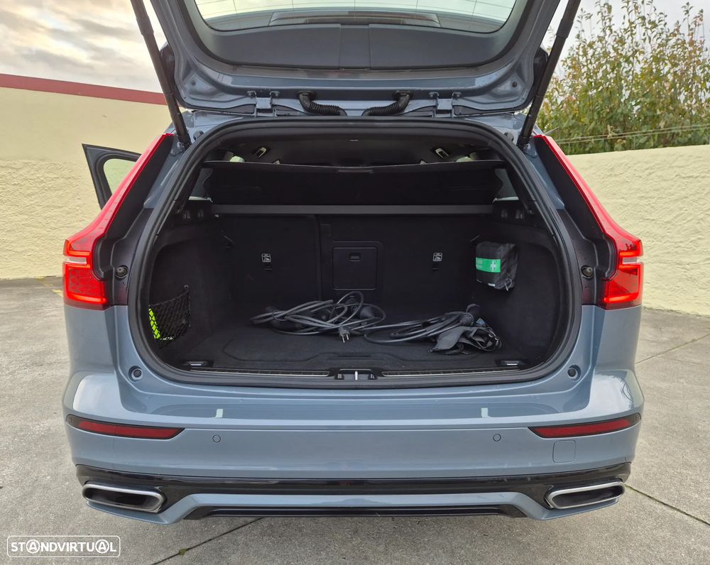 Volvo V60 2.0 T6 AWD TE R-Design - 8