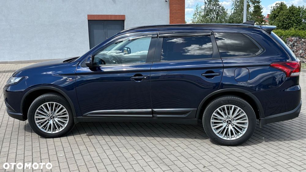 Mitsubishi Outlander - 7