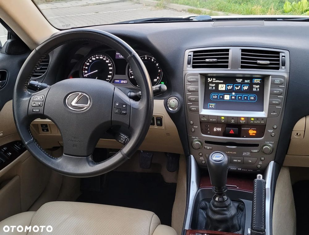 Lexus IS 250 Elegance - 13