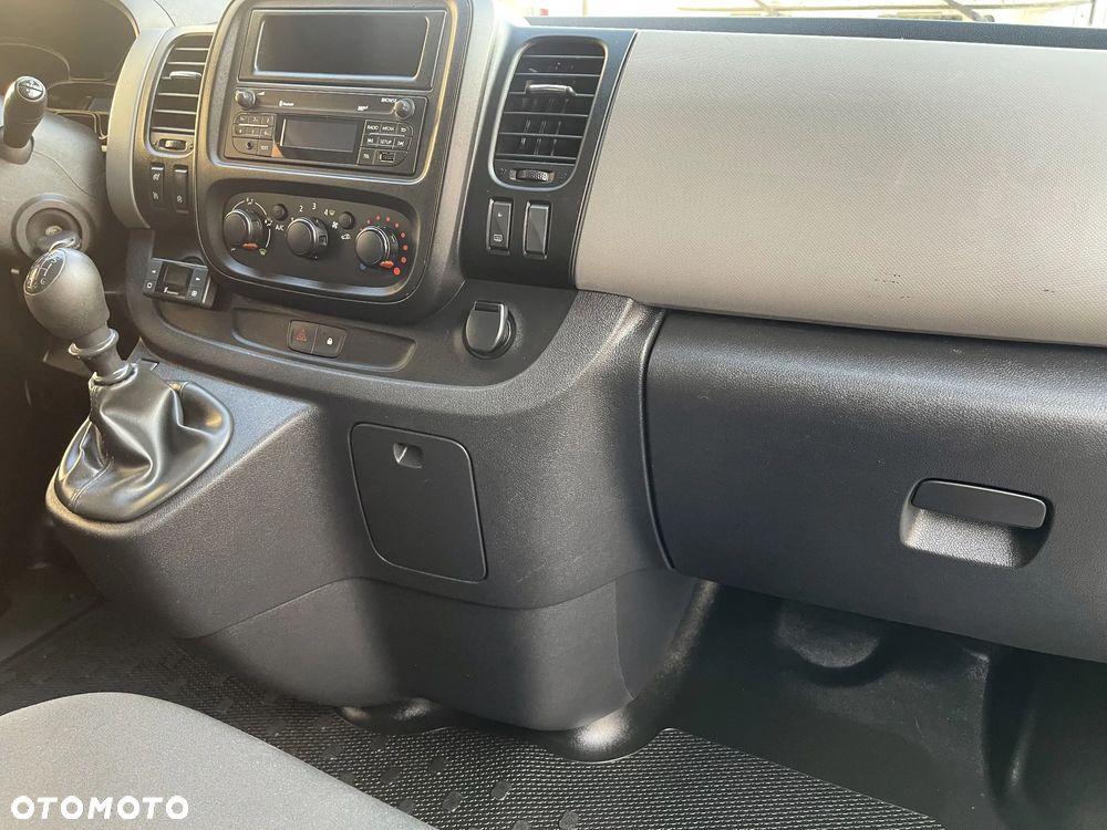 Renault Trafic Warsztat Sortimo - 30