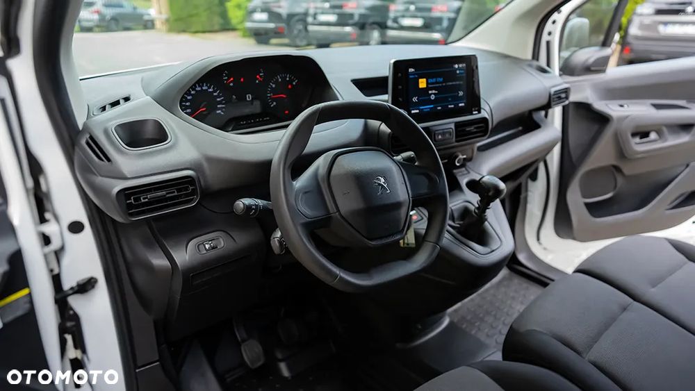 Peugeot PARTNER - 28