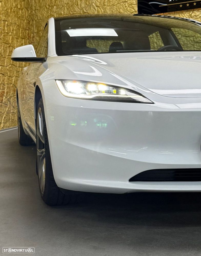 Tesla Model 3 Tração Traseira Premium - 26