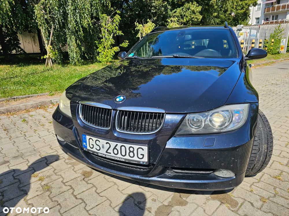 BMW Seria 3 318d - 1