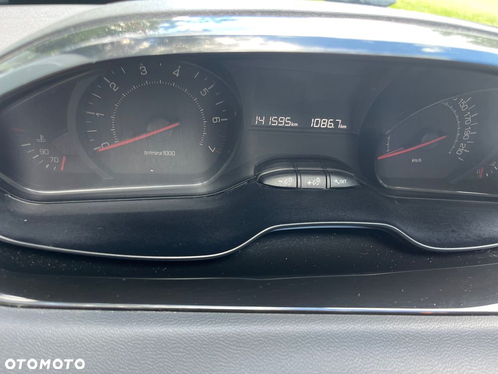 Peugeot 208 PureTech 68 Active - 5