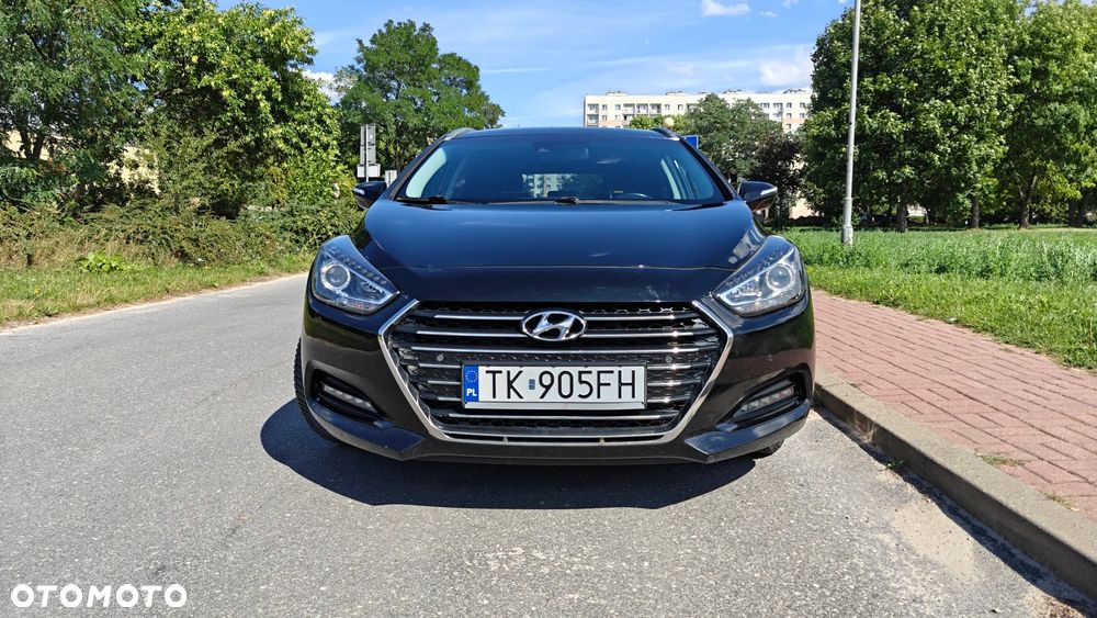 Hyundai i40 1.7 CRDi Comfort DCT - 2