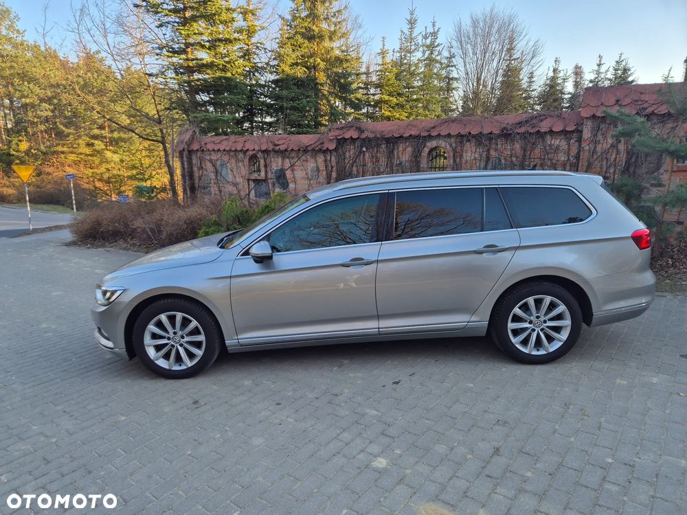 Volkswagen Passat 1.8 TSI (BlueMotion Technology) DSG Highline - 18