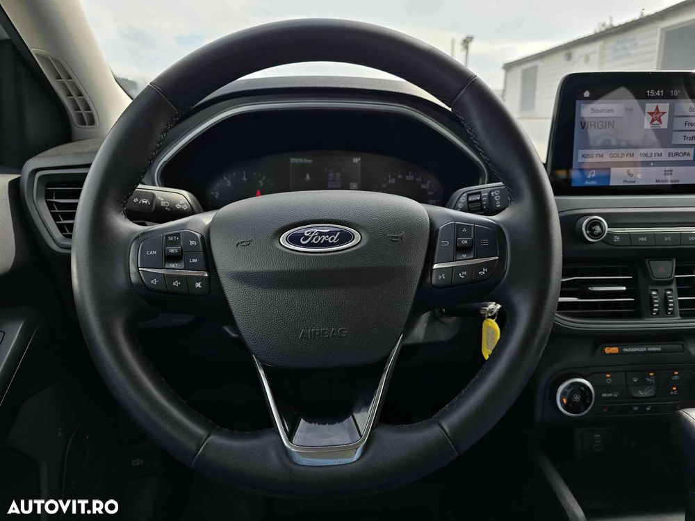 Ford Focus - 15