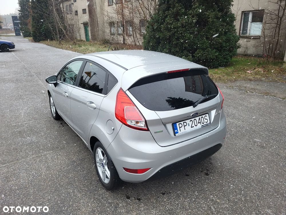 Ford Fiesta 1.0 EcoBoost Titanium - 11