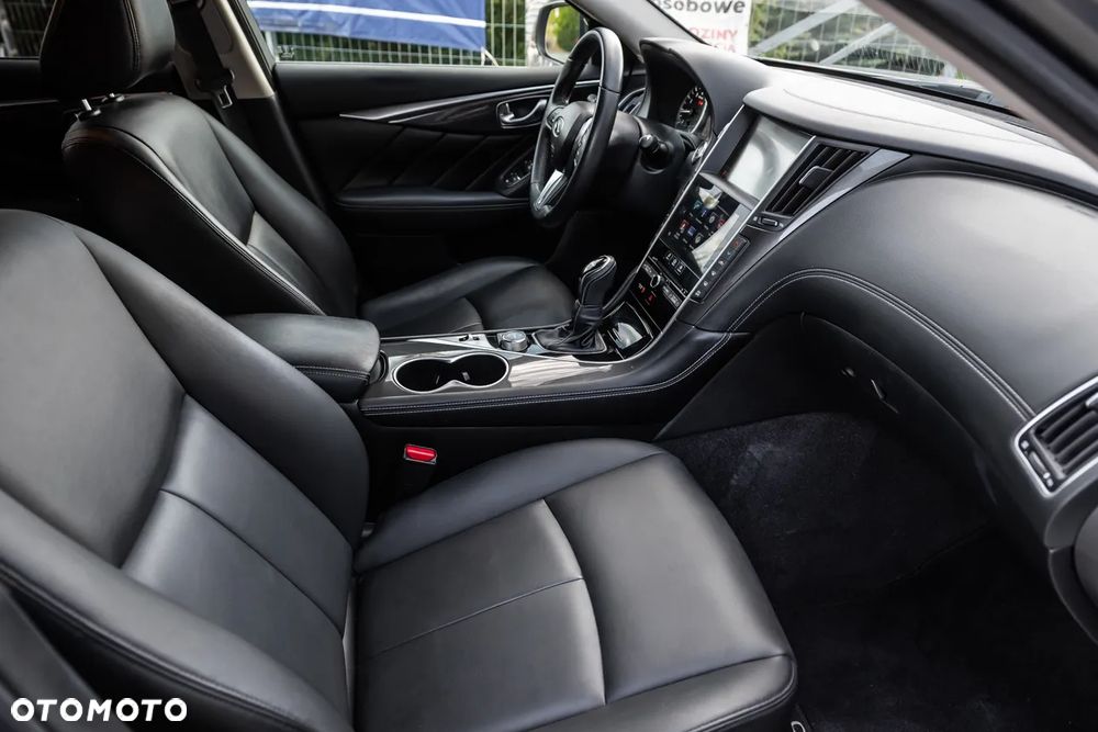 Infiniti Q50 - 28