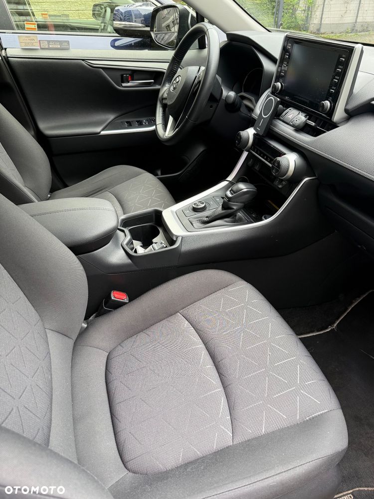 Toyota RAV4 - 7