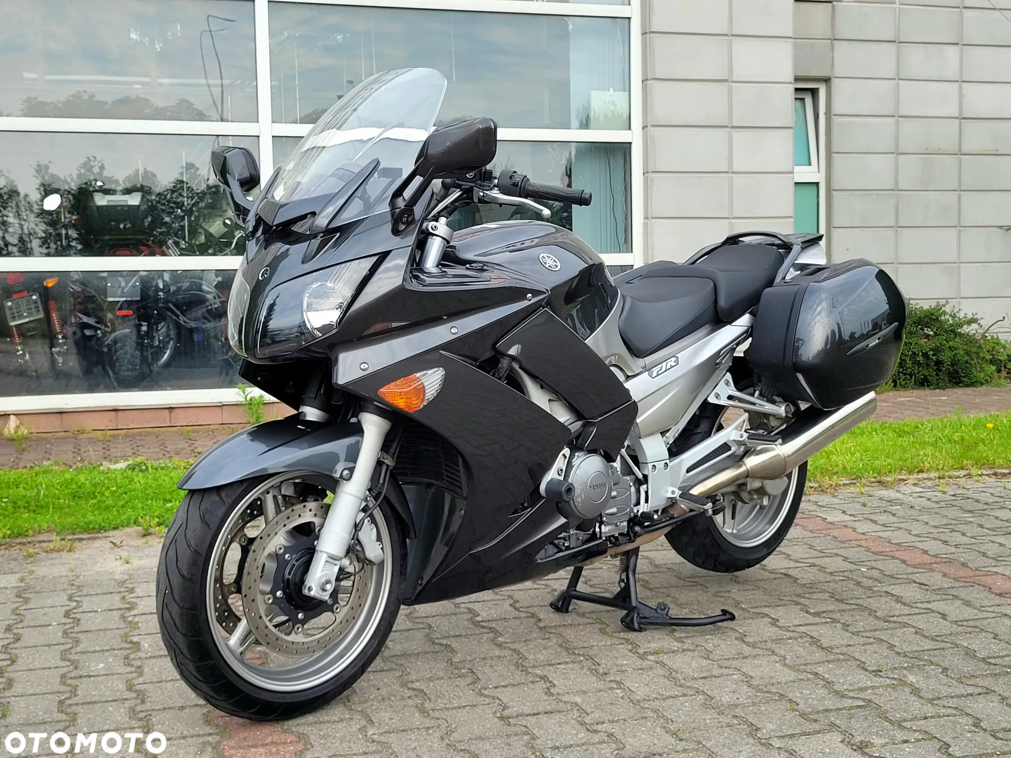 Yamaha FJR - 2