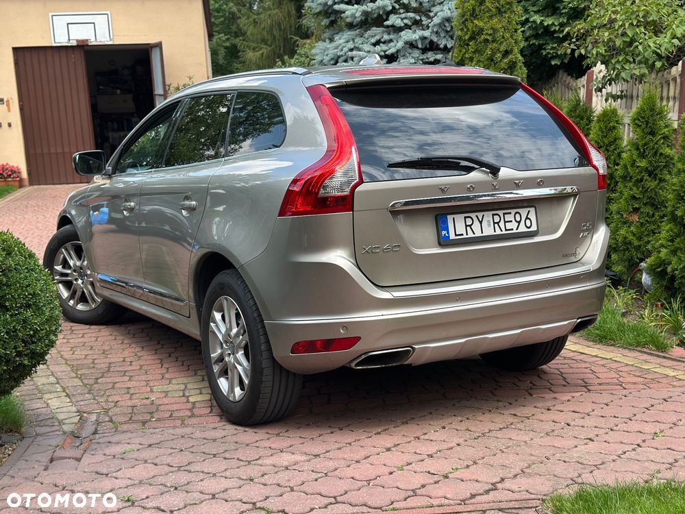 Volvo XC 60 D5 AWD Summum - 7