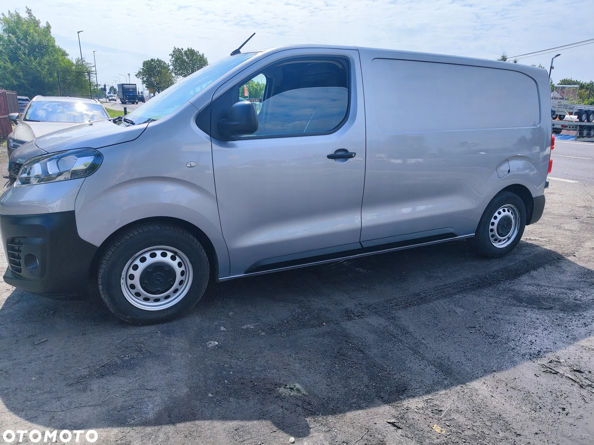Opel Vivaro - 4