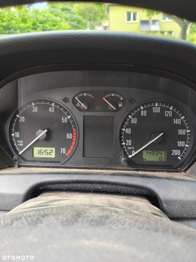 Skoda Fabia - 6