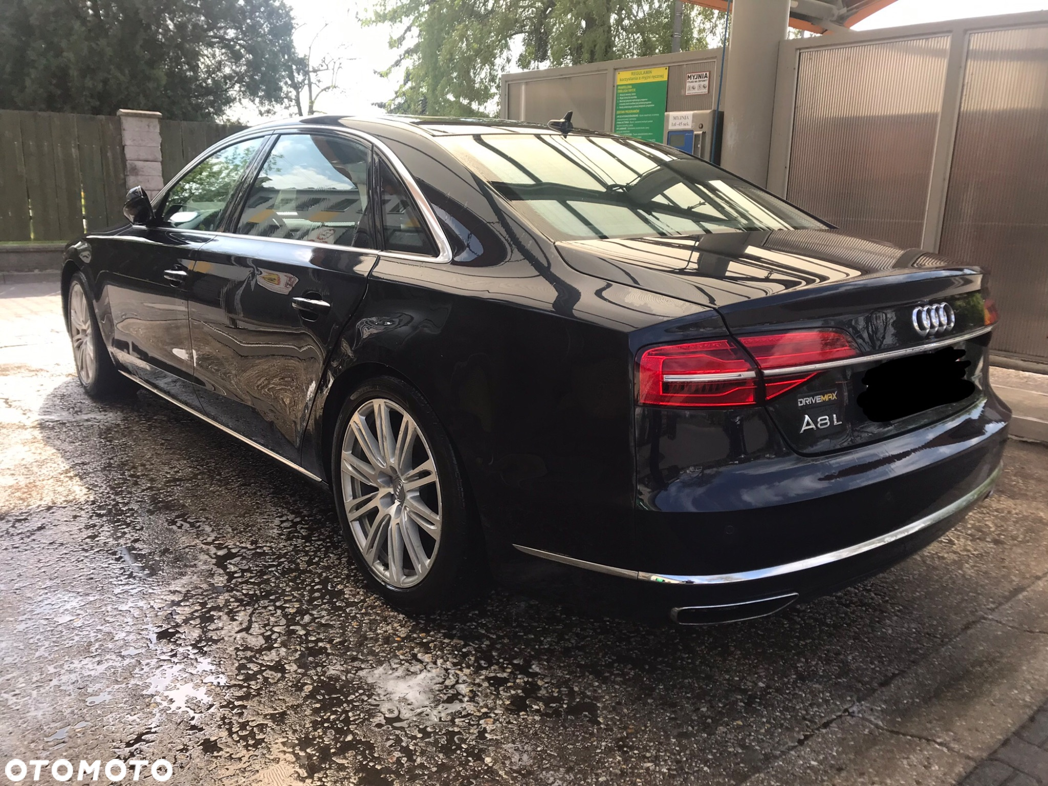 Audi A8 - 3