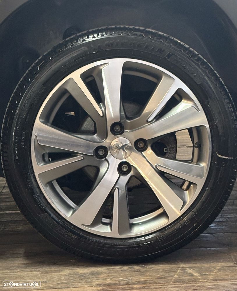 Peugeot 2008 PureTech 110 Stop&Start EAT6 Crossway - 44