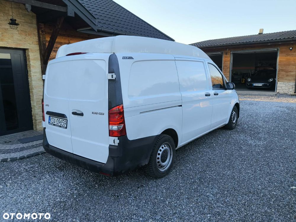 Mercedes-Benz VITO - 4