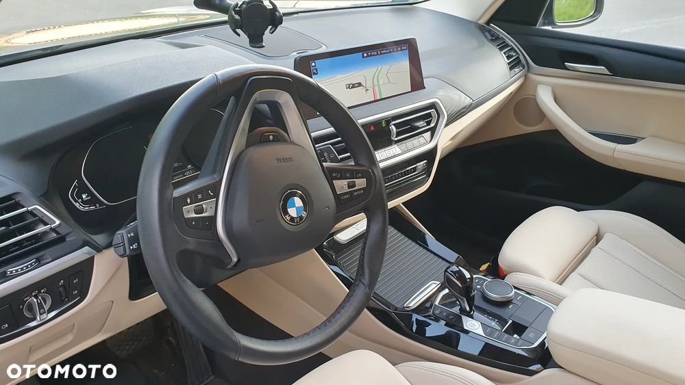 BMW X3 xDrive20d mHEV - 13