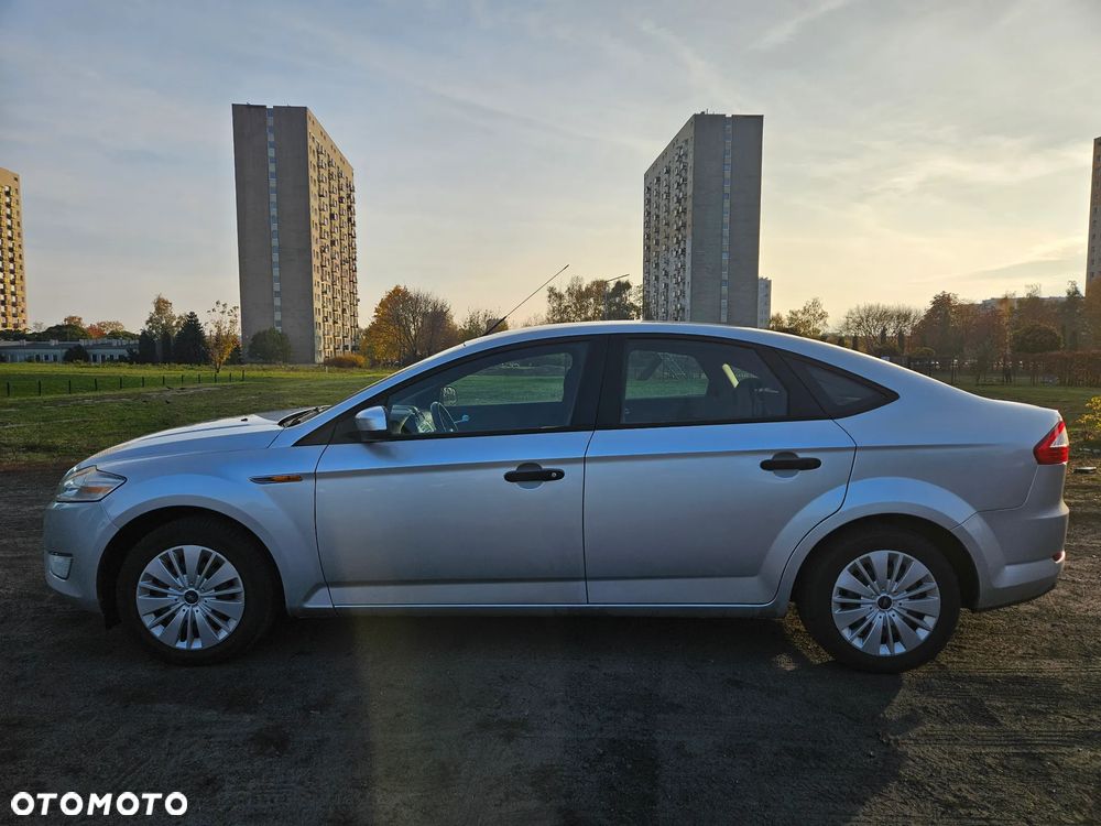 Ford Mondeo 1.8 TDCi Ambiente - 4