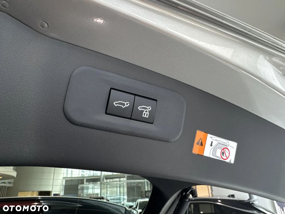 Lexus NX 350h Elegance 2WD - 16