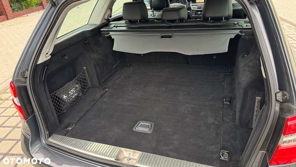 Mercedes-Benz Klasa E 200 CGI BlueEffICIENCY Avantgarde - 11