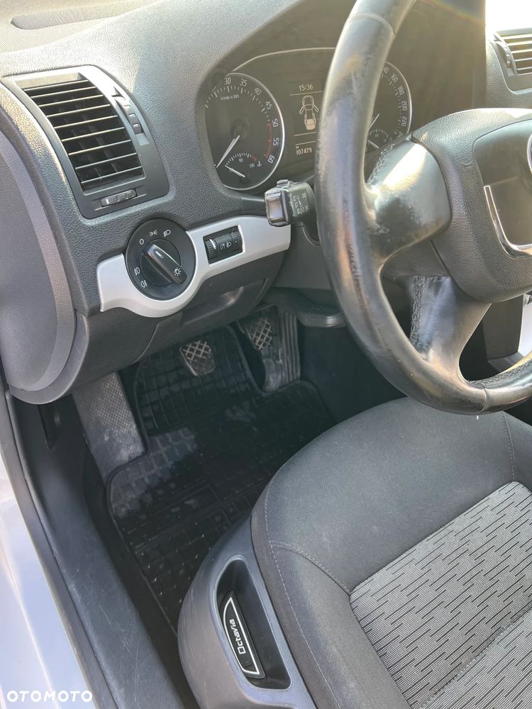 Skoda Octavia 1.6 TDI Ambiente - 12