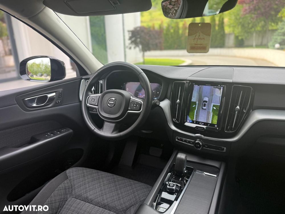 Volvo XC 60 B5 B AWD Ultimate Black Edition - 12