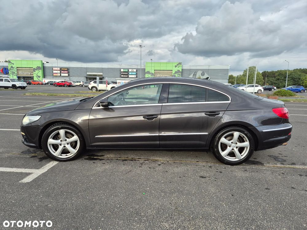 Volkswagen Passat CC - 9