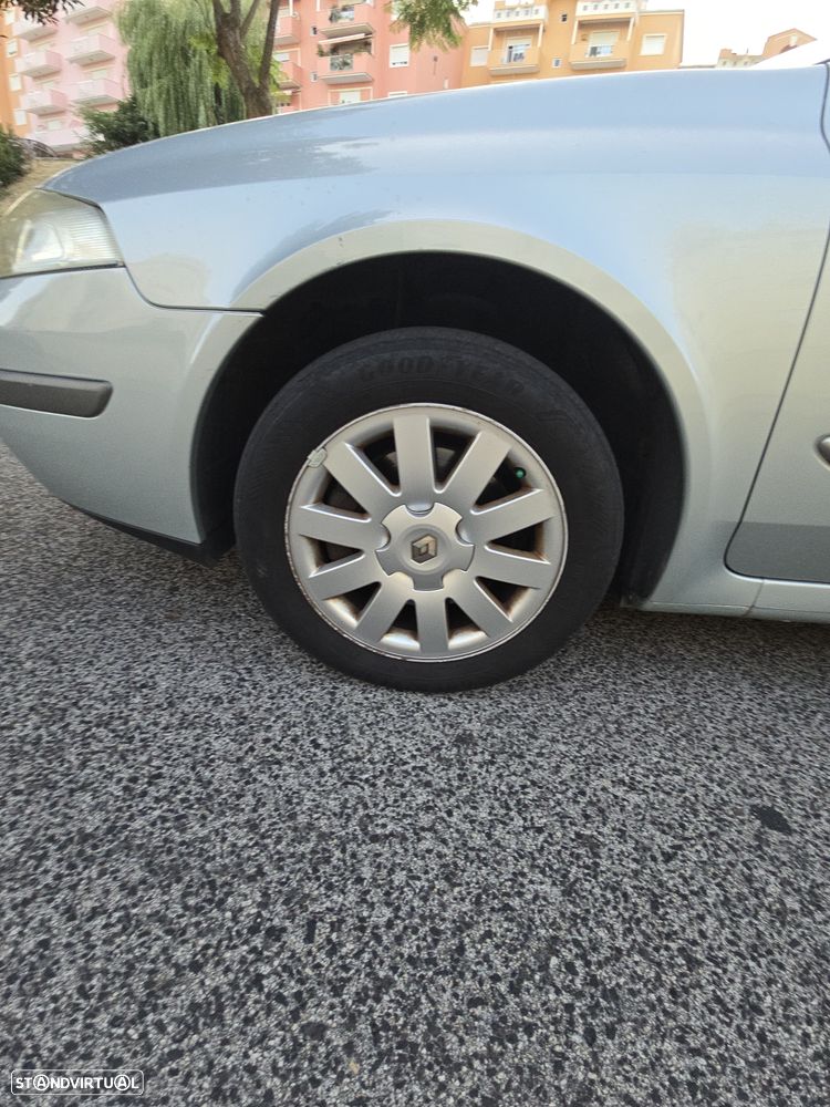 Renault Laguna 1.6 Dynamique - 31