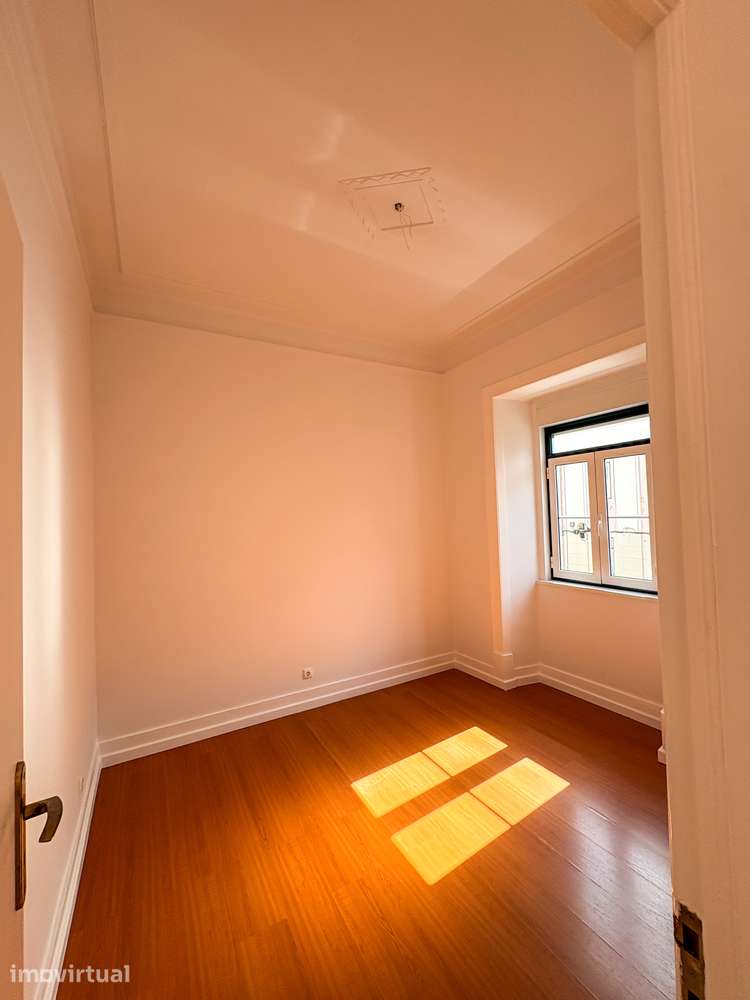 Apartamento T3 em Campo de Ourique - Arrendamento - Grande imagem: 3/14