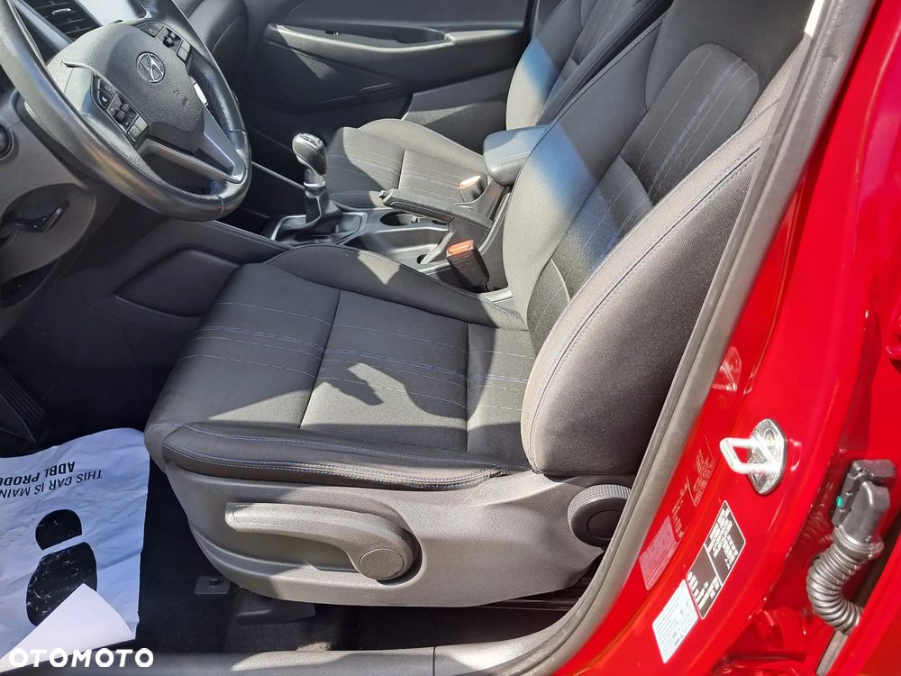 Hyundai Tucson blue 1.6 GDi 2WD Navi - 27