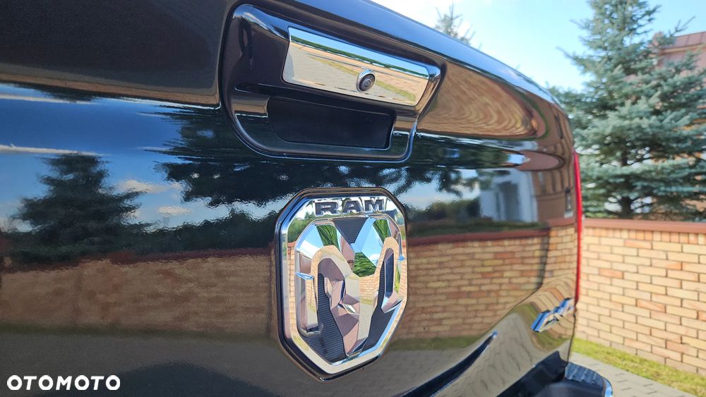RAM 1500 - 20