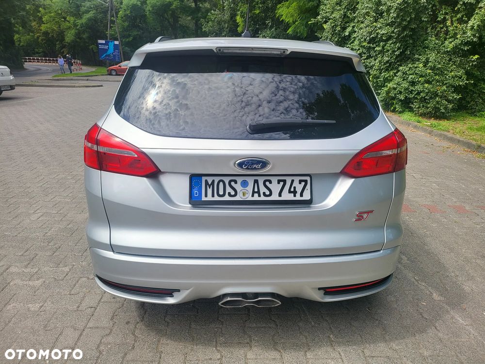 Ford Focus 2.0 TDCi ST-2 - 4
