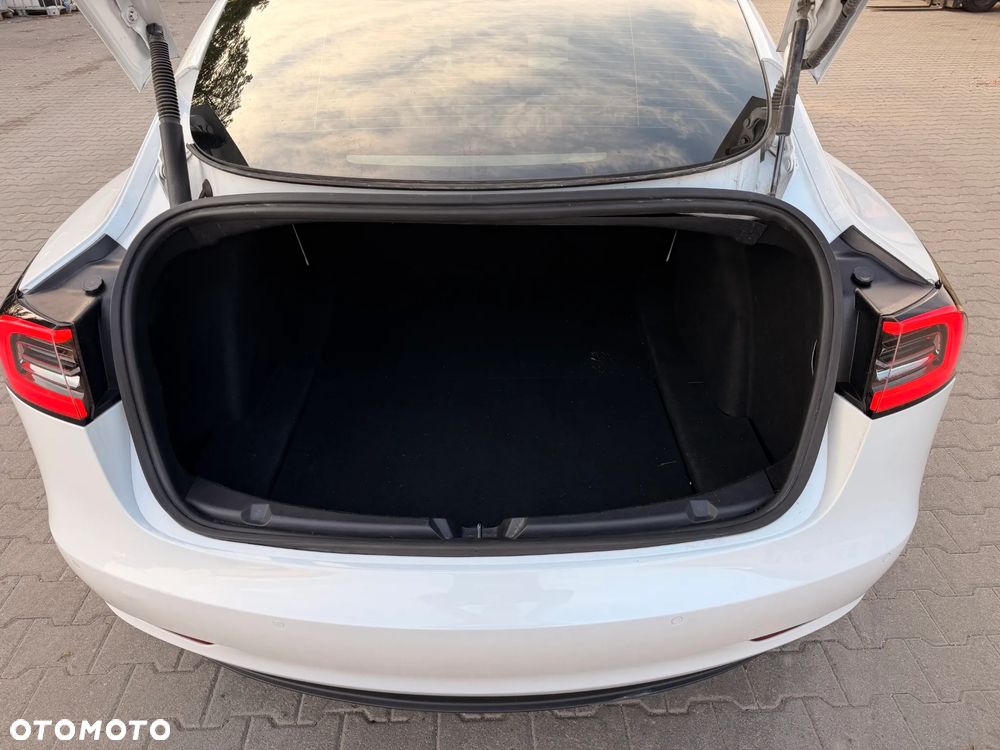 Tesla Model 3 Standard Hinterradantrieb - 5