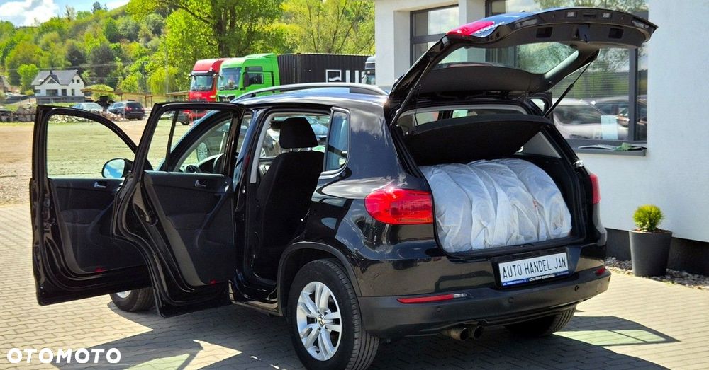 Volkswagen Tiguan - 19