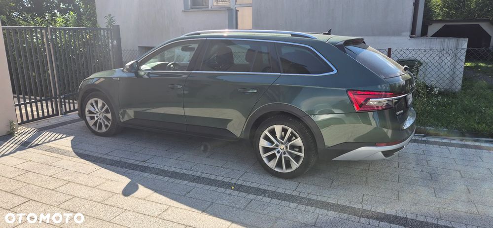 Skoda Superb 2.0 TDI SCR 4x4 Scout DSG - 8