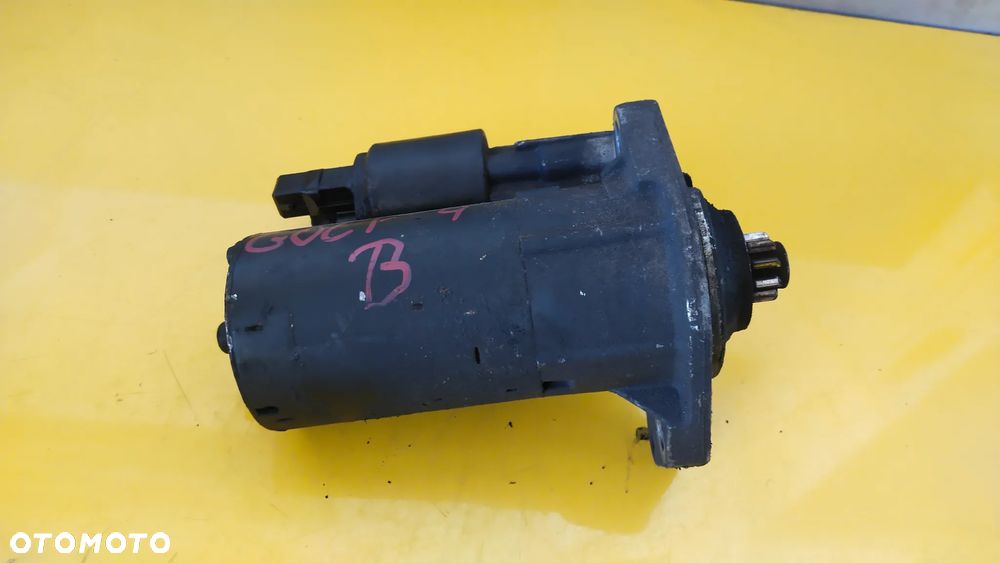 ROZRUSZNIK  GOLF 4 BENZYNA - 1