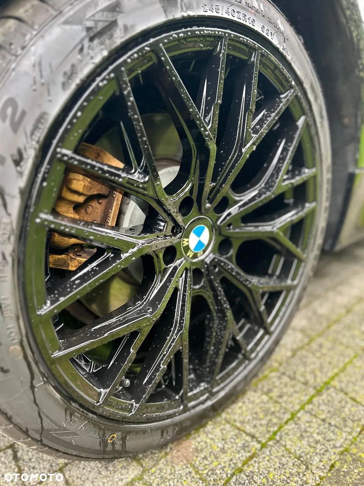 BMW Seria 5 550i - 13