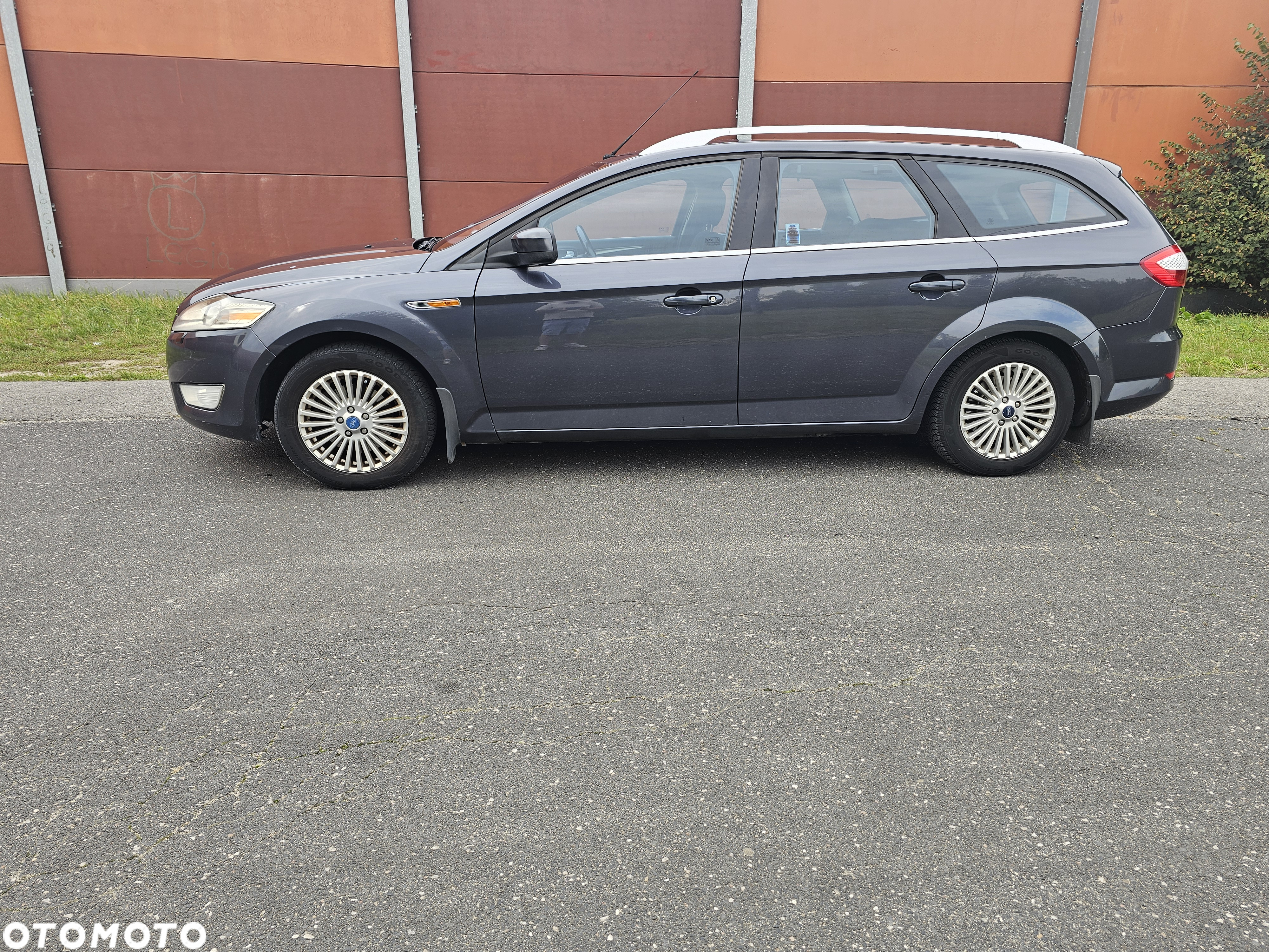 Ford Mondeo 2.3 Titanium - 2