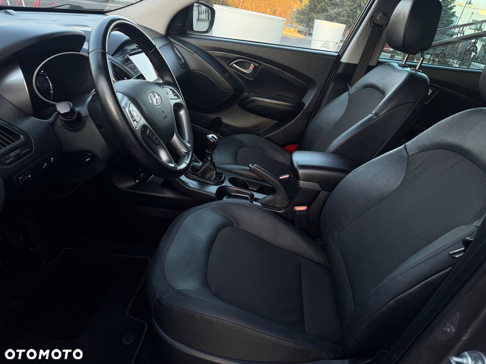 Hyundai ix35 blue 1.6 2WD Finale Gold - 27