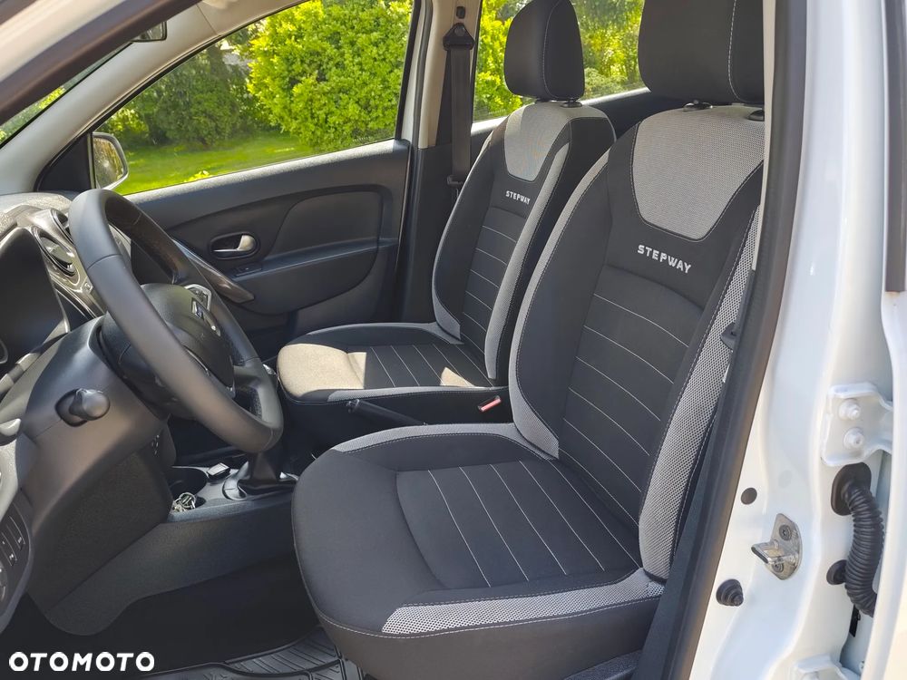 Dacia Sandero Stepway TCe 90 (S&S) Prestige - 23
