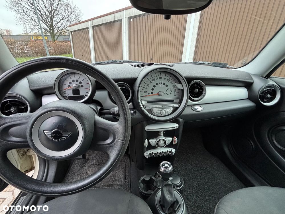 MINI ONE Standard - 17