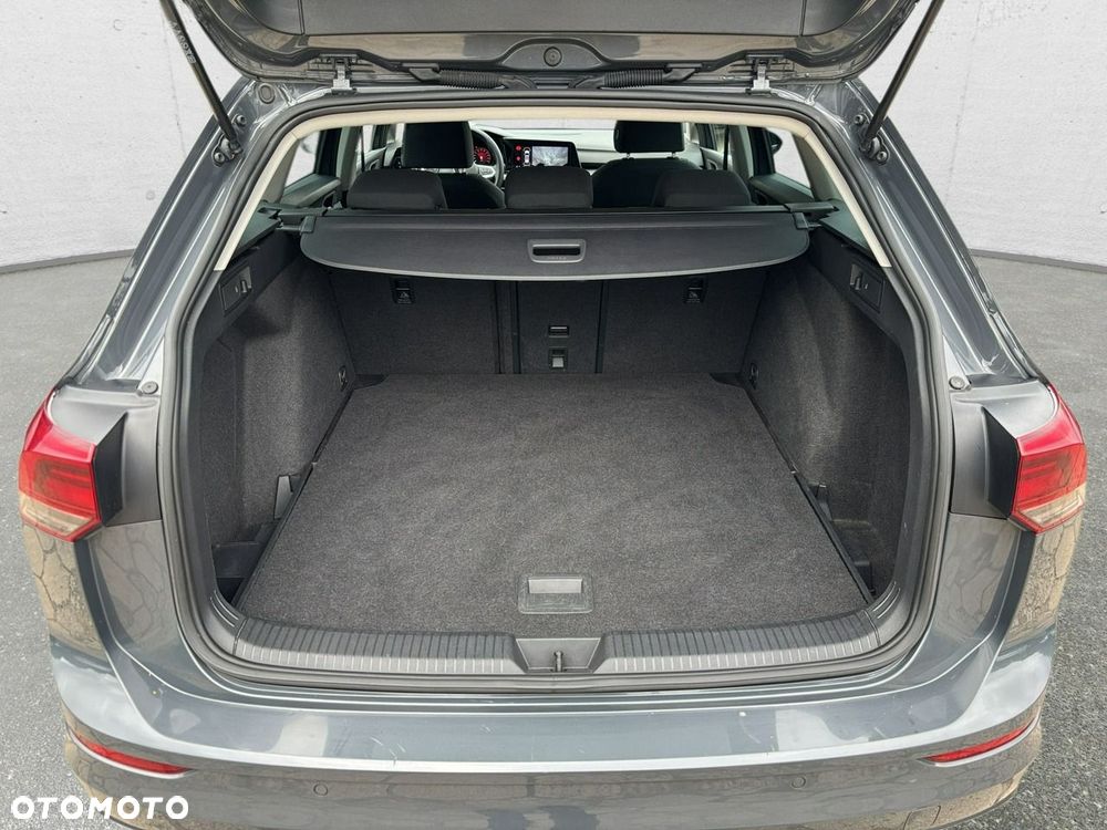 Volkswagen Golf - 25