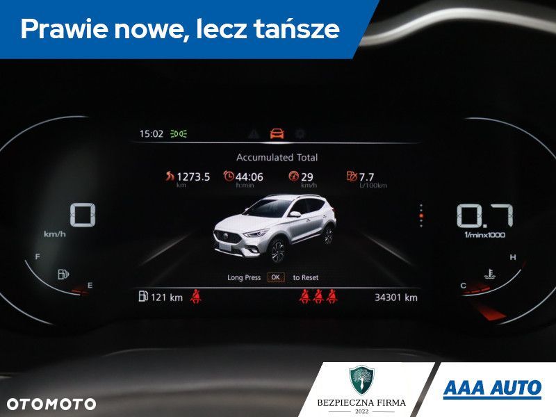 MG ZS - 12