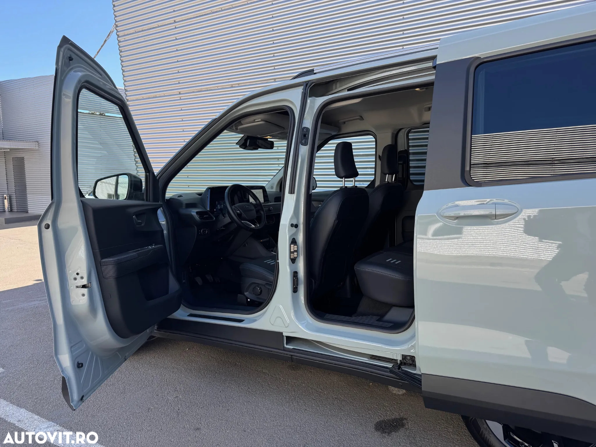 Ford Tourneo Courier 1.0 EcoBoost Active - 18