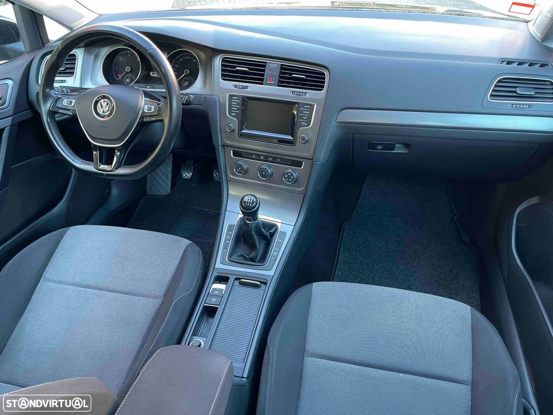 VW Golf Variant 1.6 TDi BlueMotion Confortline - 31