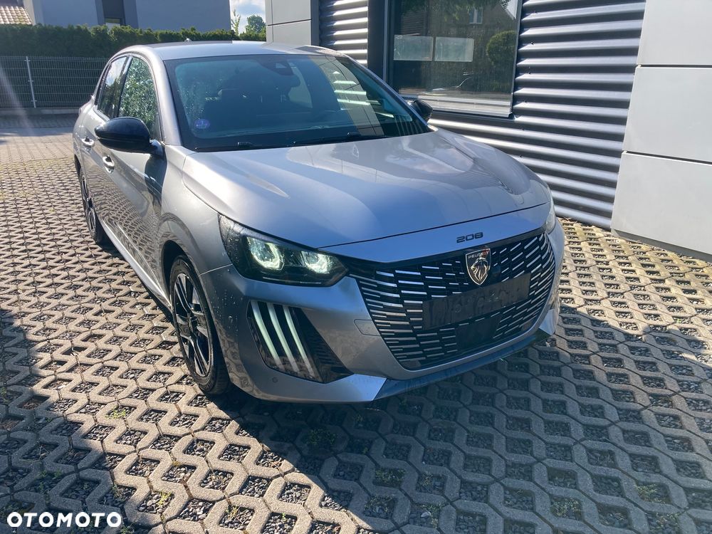 Peugeot 208 - 2