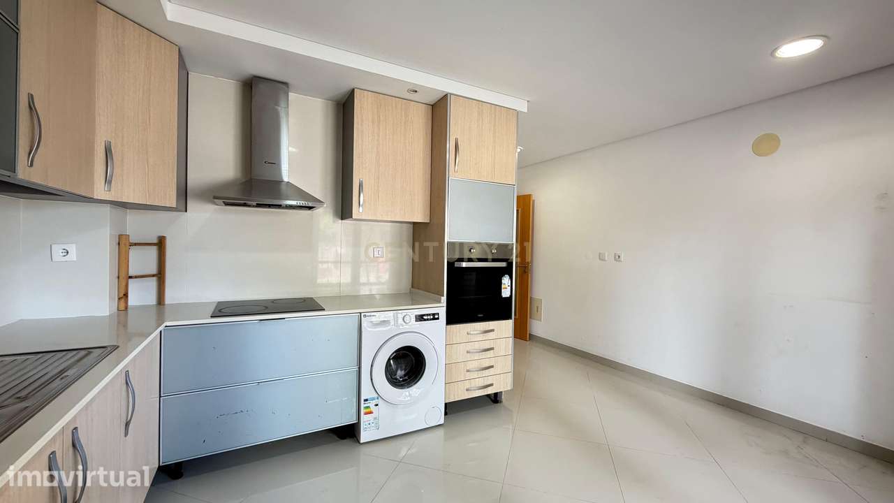Apartamento T4 com Arrecadação, na Cascalheira, Pinhal Novo - Grande imagem: 5/37