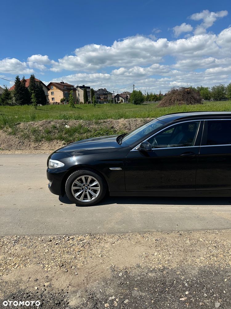BMW Seria 5 520d - 16