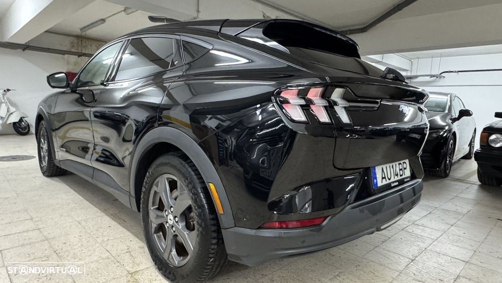 Ford Mustang Mach-E Alargada - 5